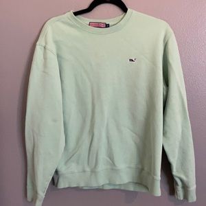 Green vineyard vines crew neck